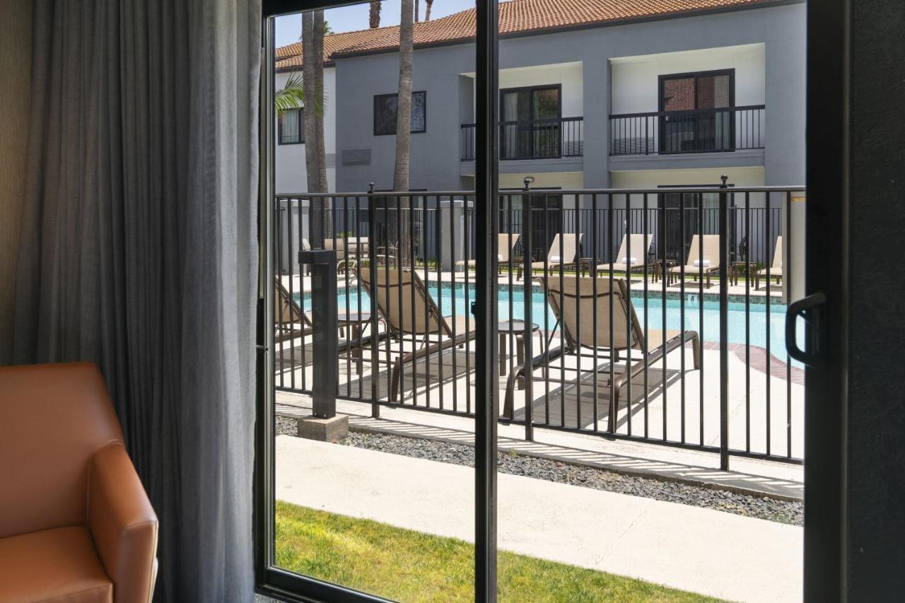 Courtyard By Marriott Los Angeles Hacienda Heights Orange County Exterior photo