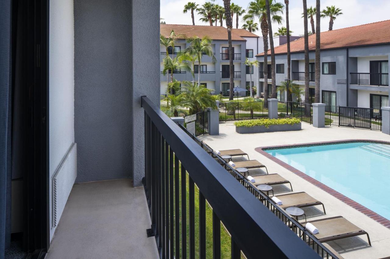 Courtyard By Marriott Los Angeles Hacienda Heights Orange County Exterior photo